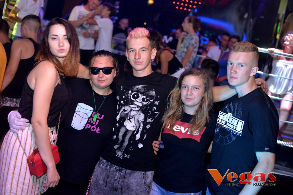 Sobotnia impreza w klubie Vegas