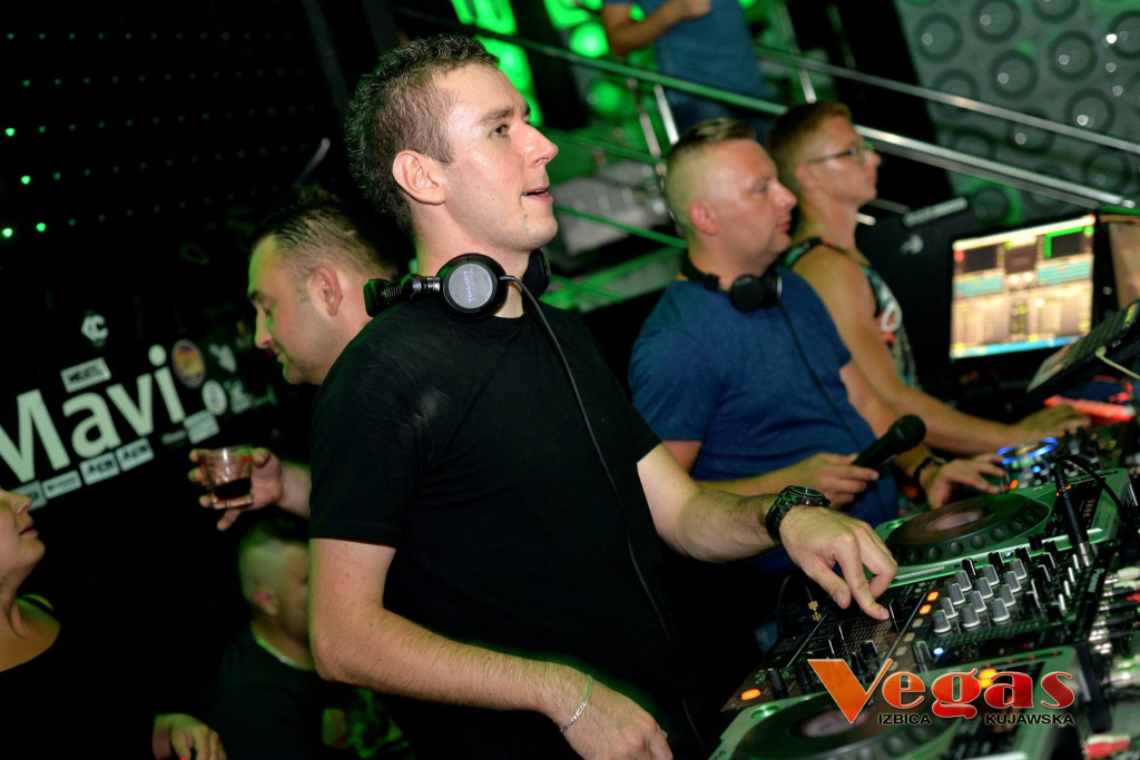 Sobotnia impreza w klubie Vegas