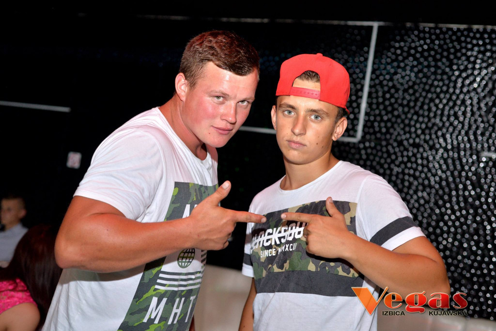 Sobotnia impreza w klubie Vegas