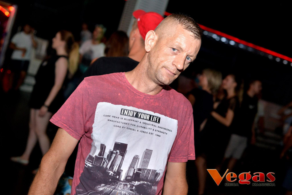 Sobotnia impreza w klubie Vegas