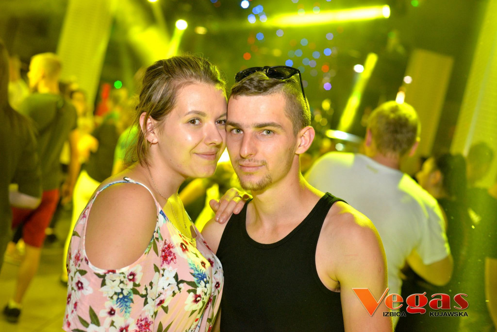 Sobotnia impreza w klubie Vegas