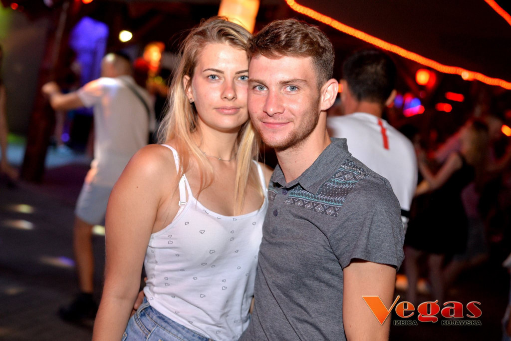 Sobotnia impreza w klubie Vegas