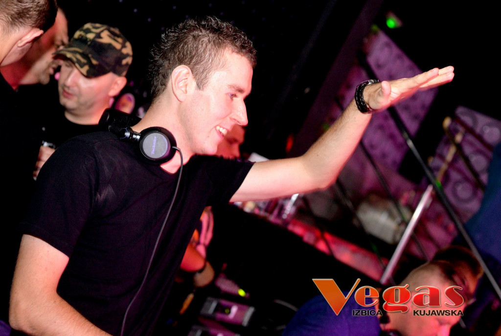 Sobotnia impreza w klubie Vegas