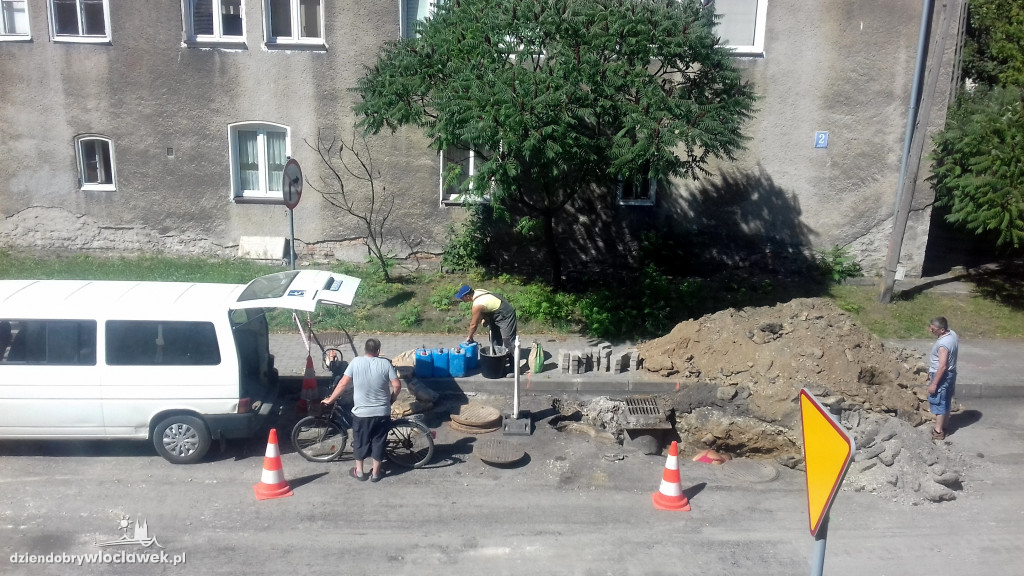 Rozpoczął się remont na ulicy Hożej