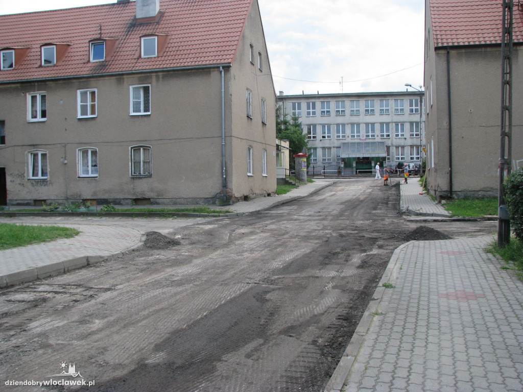 Rozpoczął się remont na ulicy Hożej