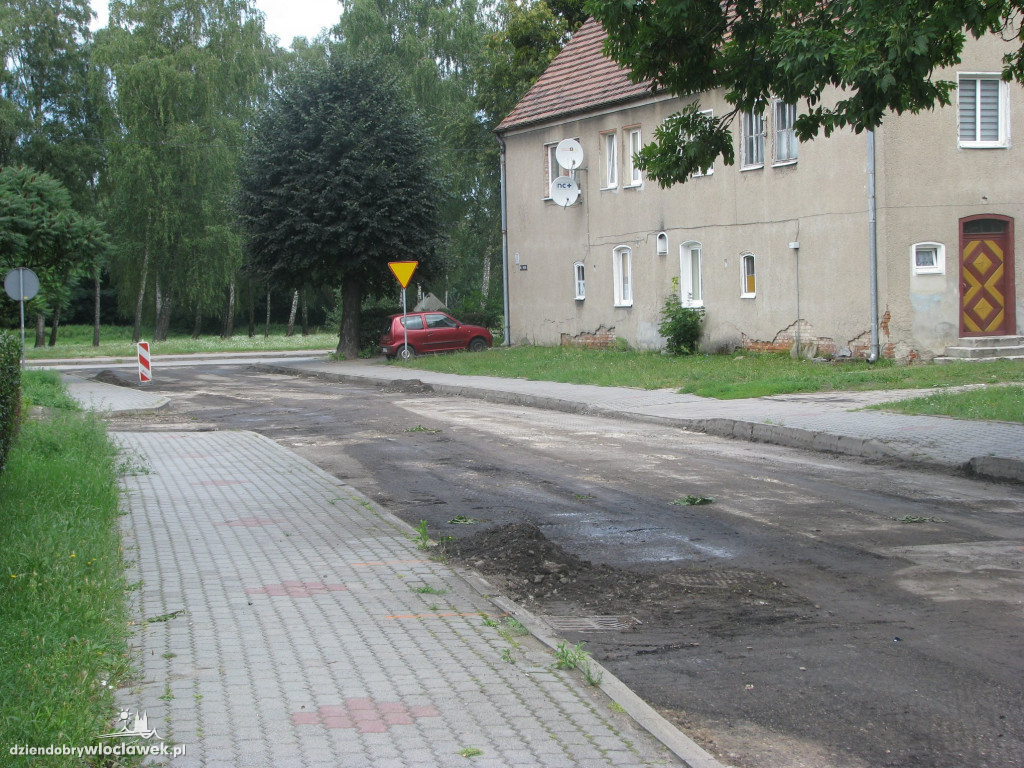 Rozpoczął się remont na ulicy Hożej