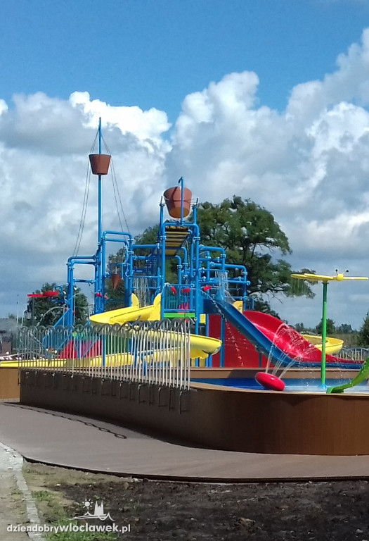 Wodny plac zabaw prawie skończony