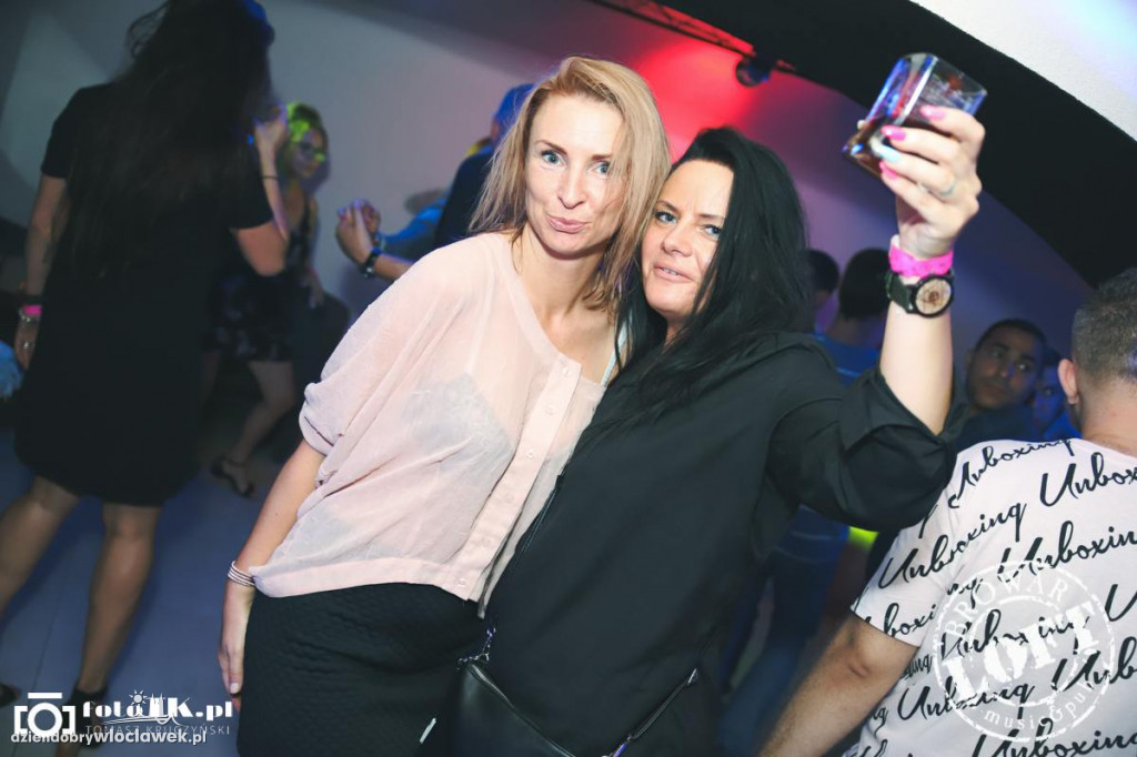 Sobotnia noc w Browar Loft Music & Pub