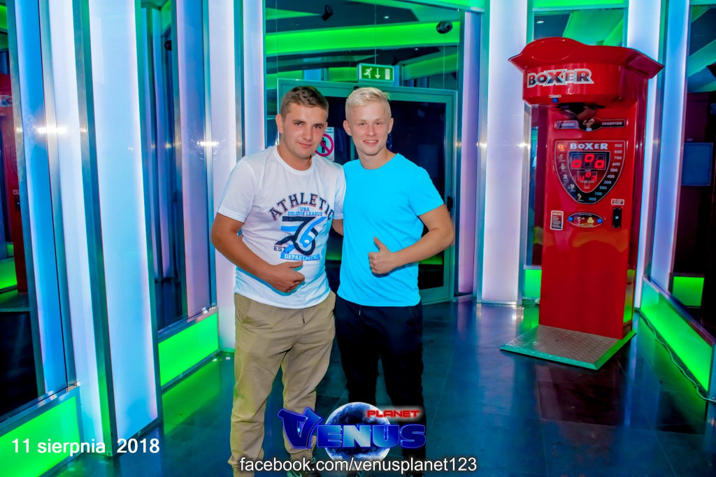 Gorąca noc w klubie Venus Koneck