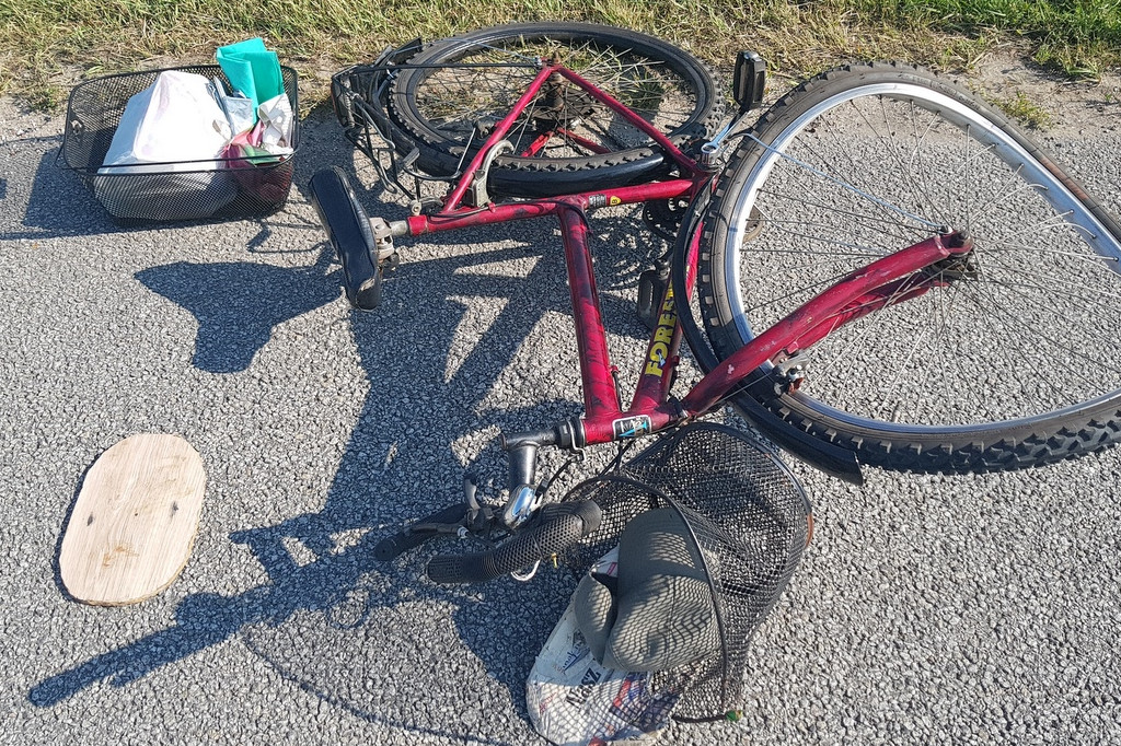 Potrącenie 79-letniego rowerzysty