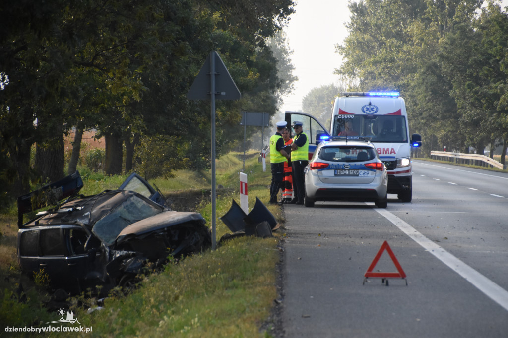 Mężczyzna zjechał autem do rowu!