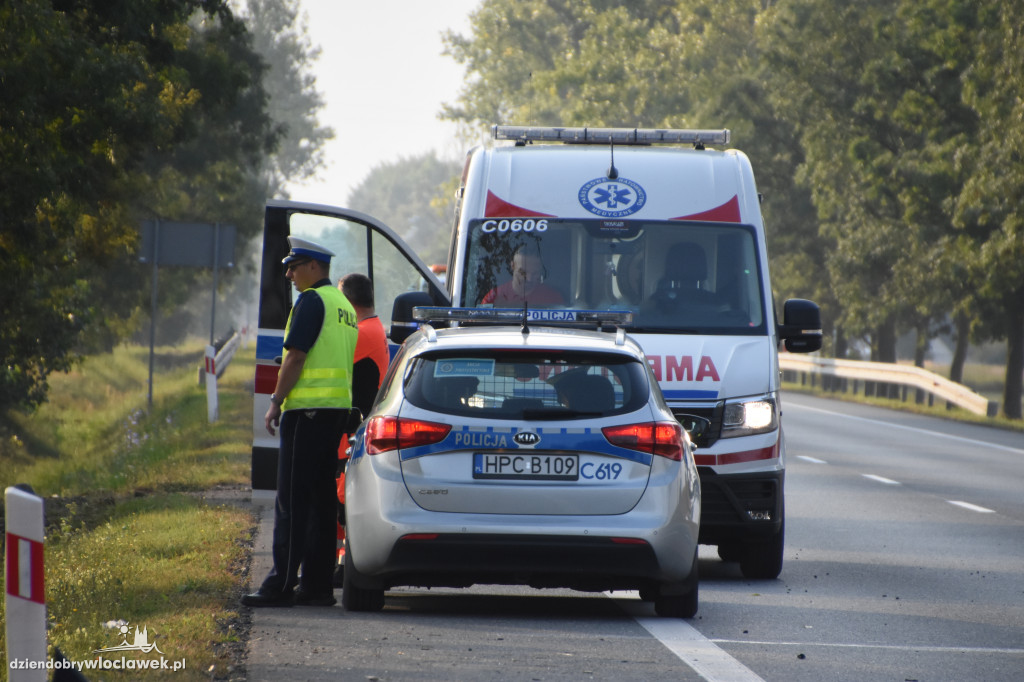 Mężczyzna zjechał autem do rowu!