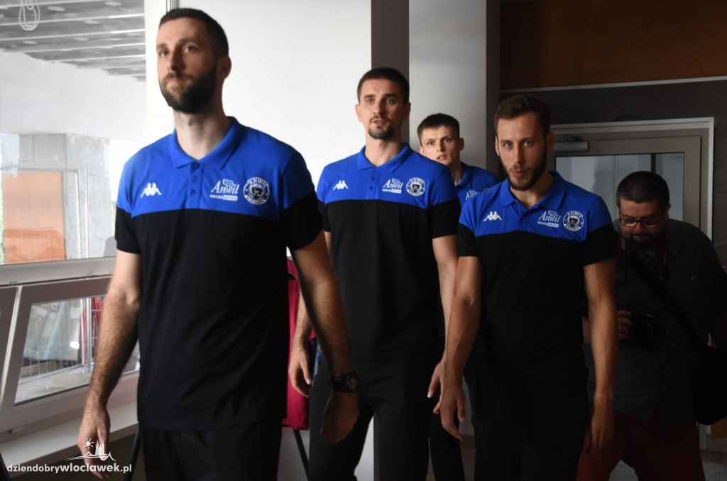 Anwil zaprezentował nowy skład!