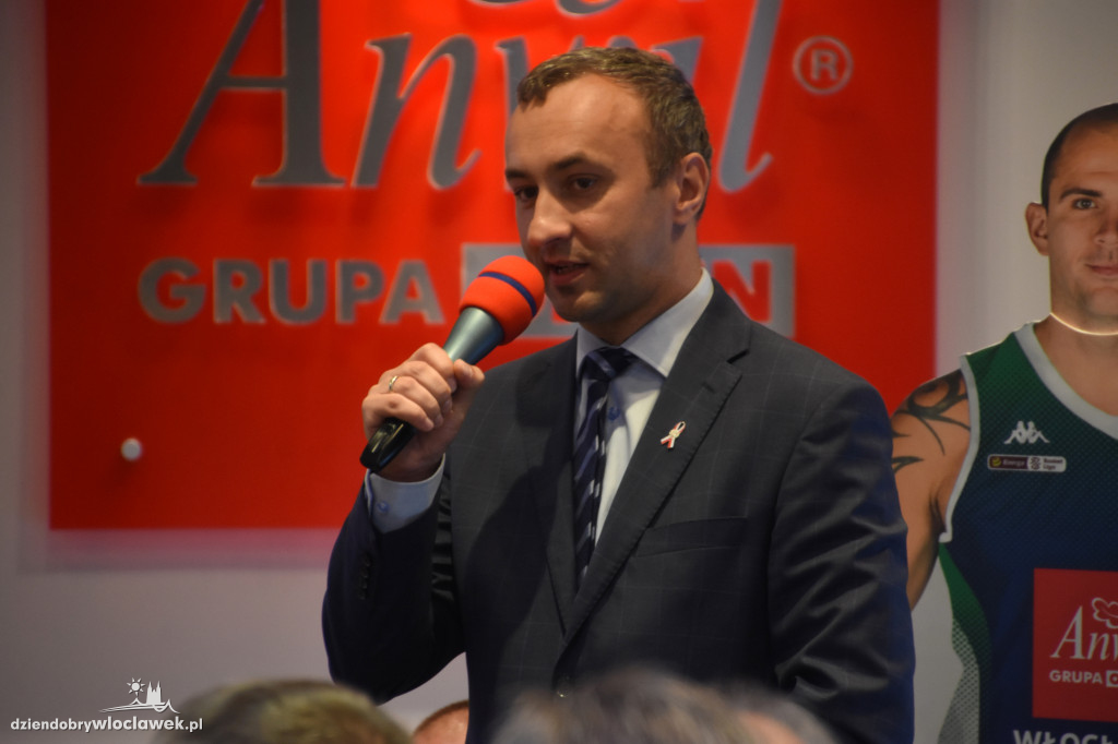 Anwil zaprezentował nowy skład!