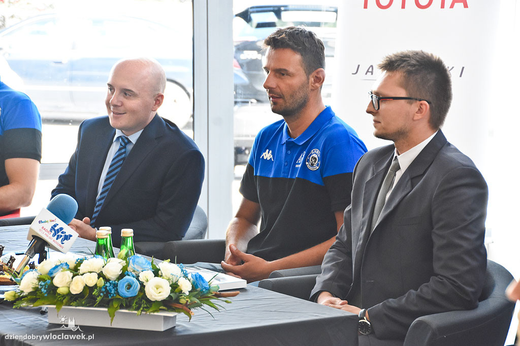 Trener Anwilu i zawodnicy dostali Toyoty