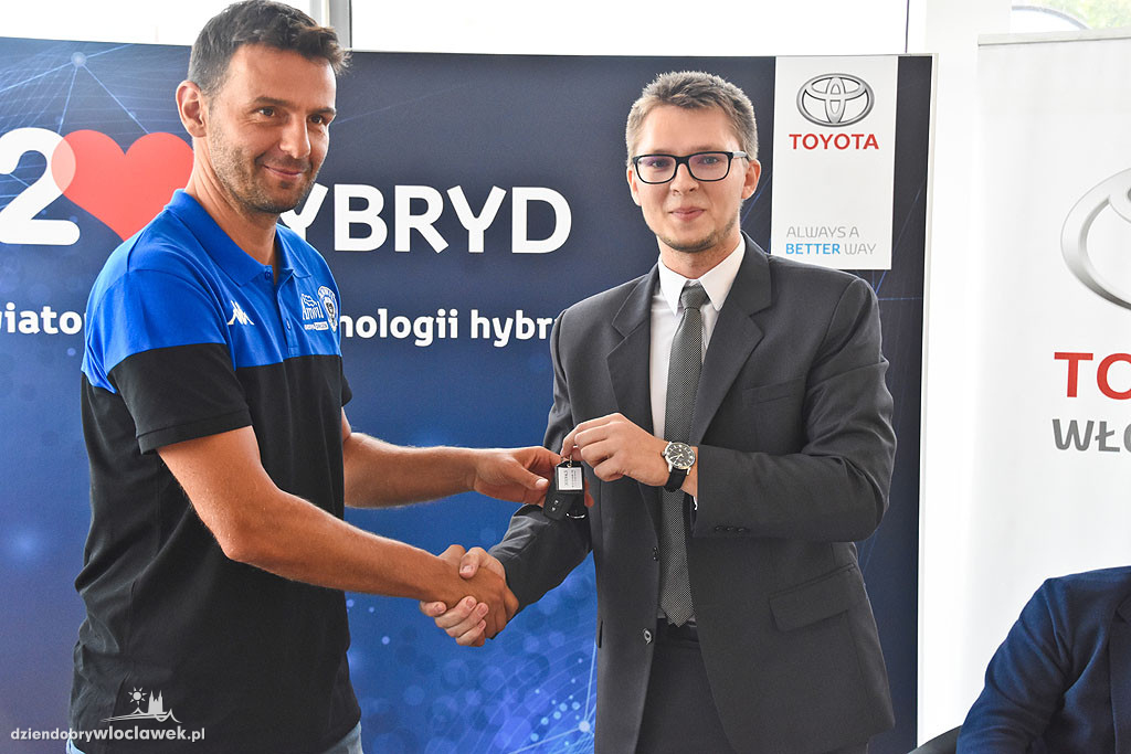 Trener Anwilu i zawodnicy dostali Toyoty