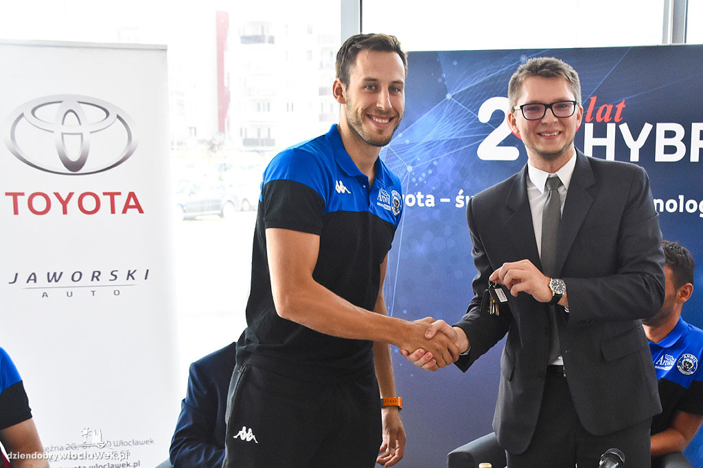 Trener Anwilu i zawodnicy dostali Toyoty
