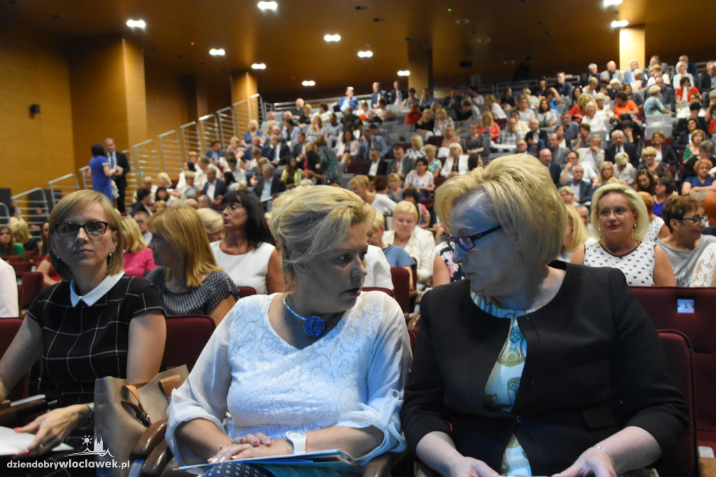 Kurator spotkał się z dyrektorami