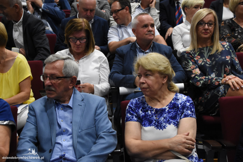 Kurator spotkał się z dyrektorami