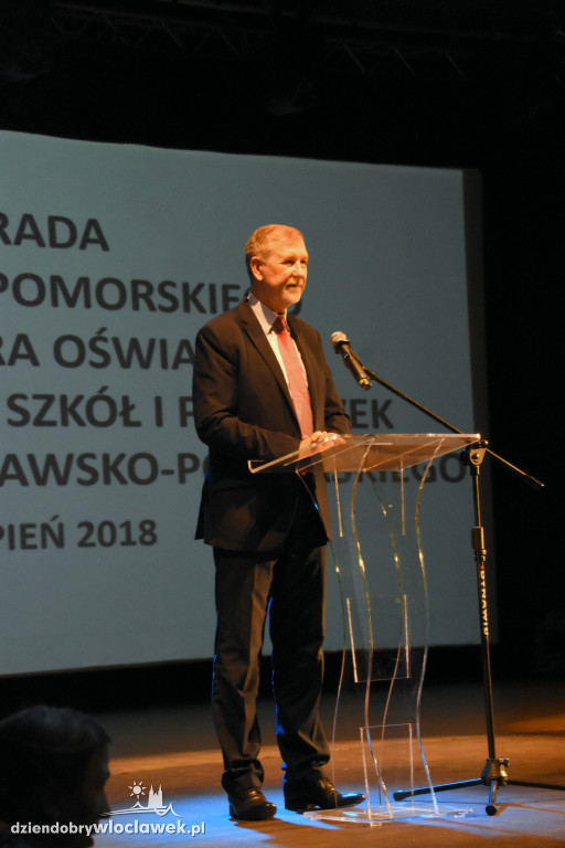 Kurator spotkał się z dyrektorami