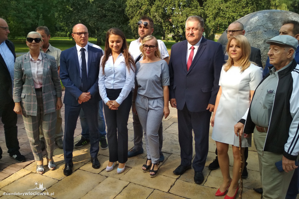 Znamy nazwiska liderów list KO