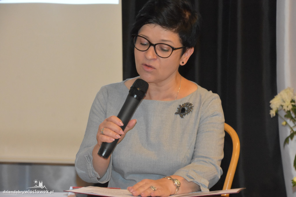 'Baczyński' czyta 'Przedwiośnie'