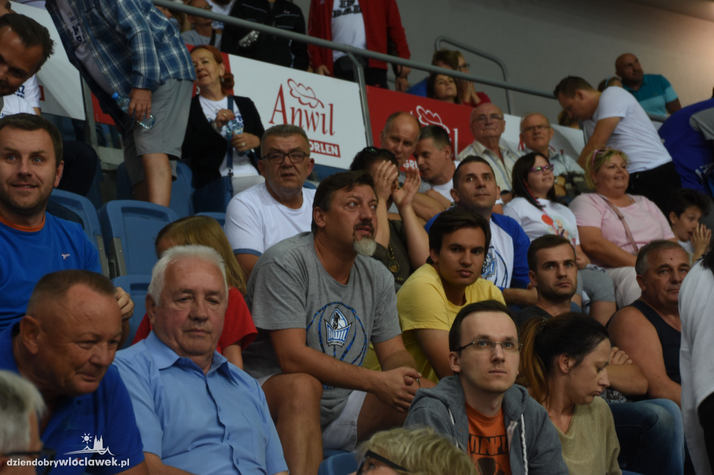 Kibice Anwilu na meczu z Treflem Sopot
