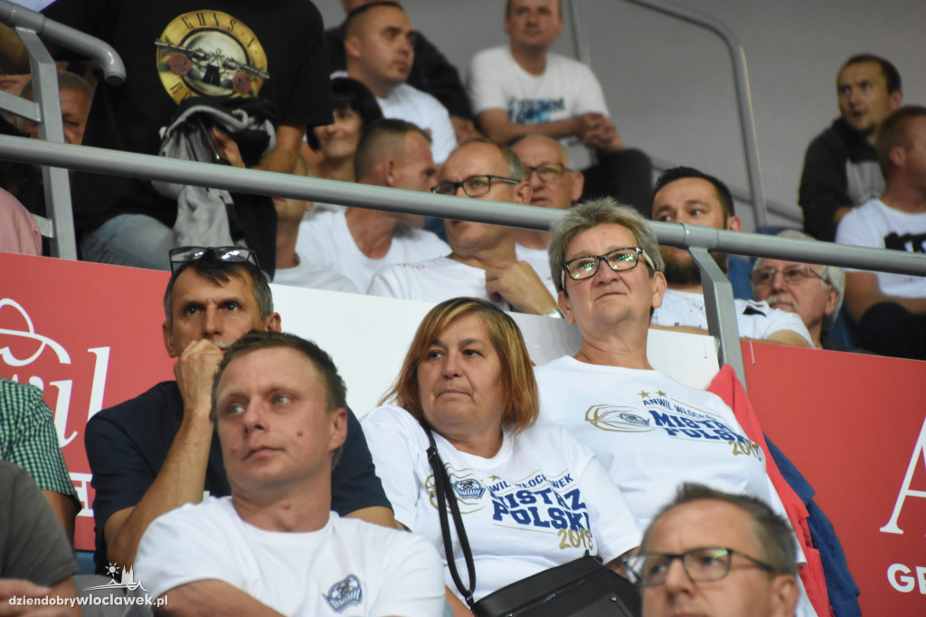 Kibice Anwilu na meczu z Treflem Sopot