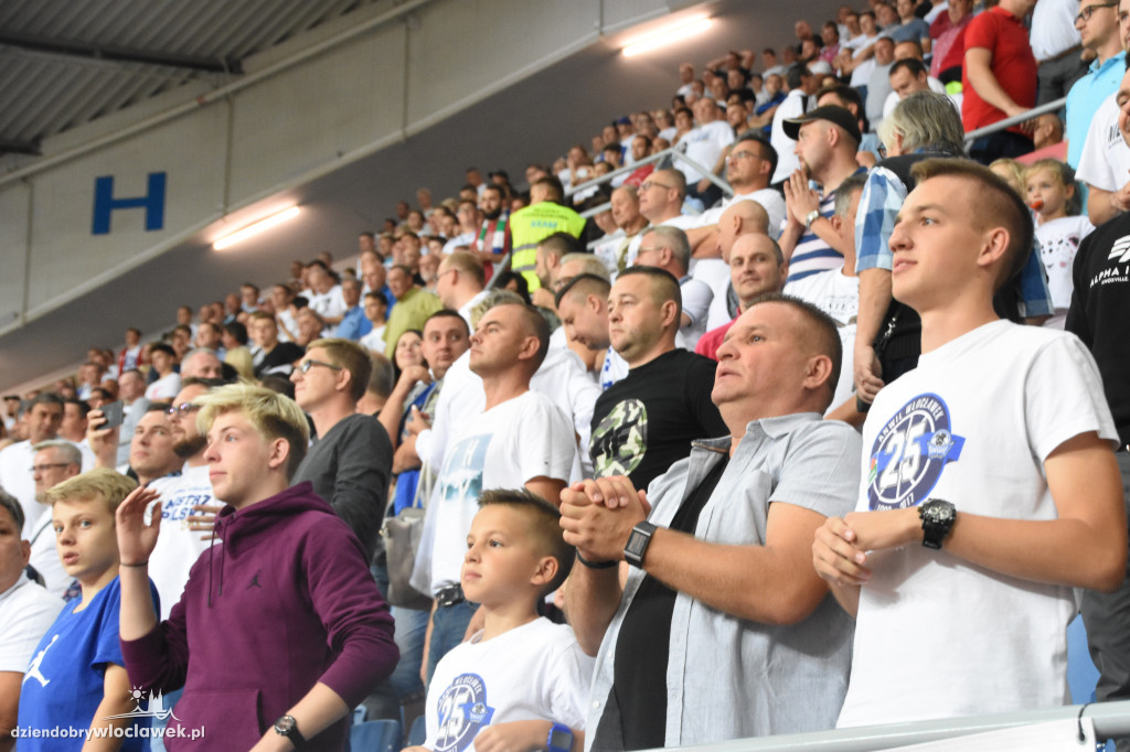 Kibice Anwilu na meczu z Treflem Sopot
