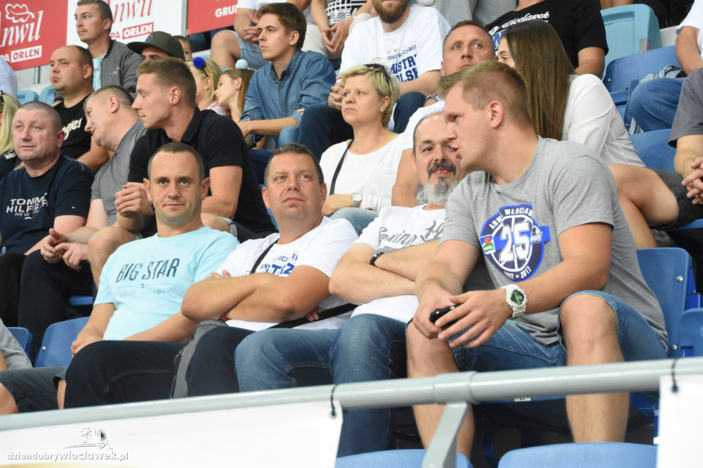Kibice Anwilu na meczu z Treflem Sopot