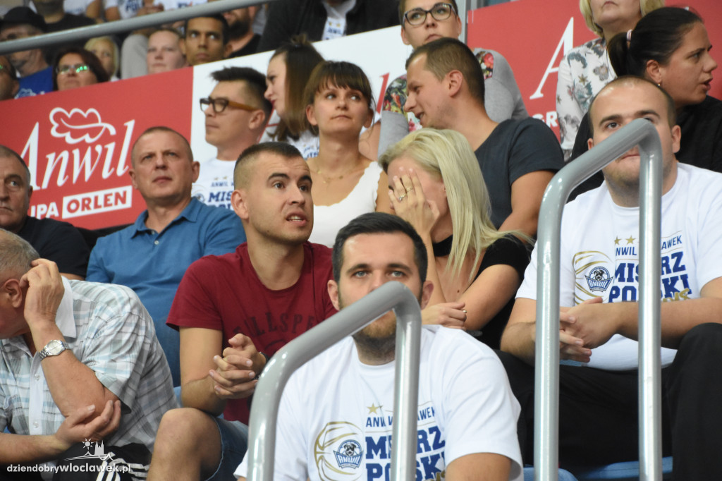 Kibice Anwilu na meczu z Treflem Sopot