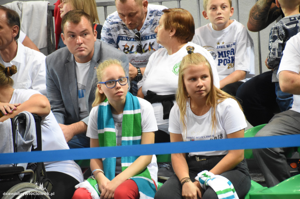 Kibice Anwilu na meczu z Treflem Sopot