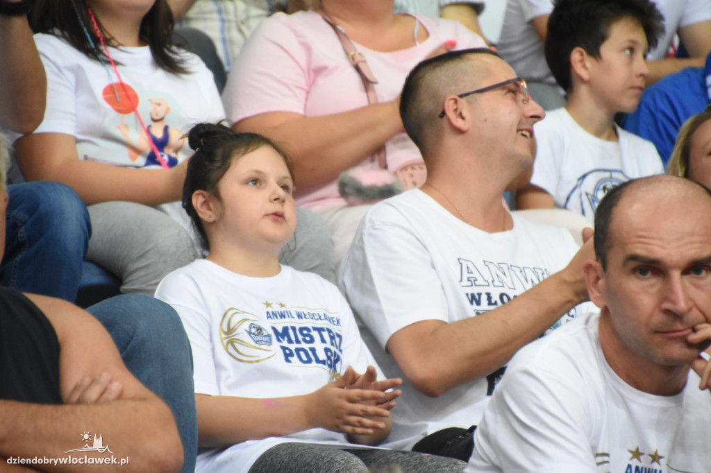 Kibice Anwilu na meczu z Treflem Sopot