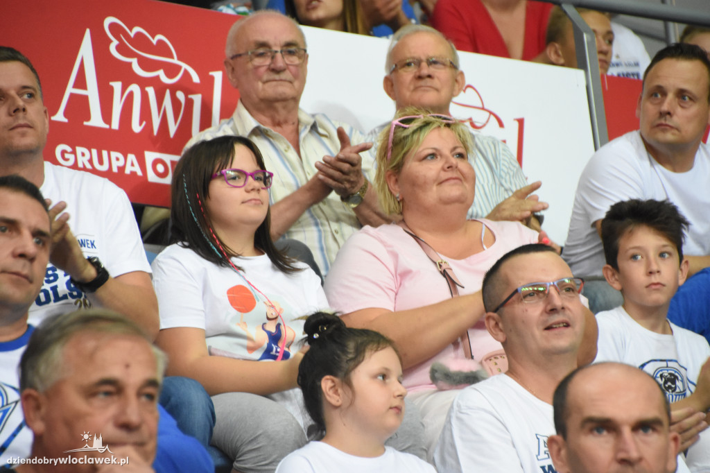 Kibice Anwilu na meczu z Treflem Sopot