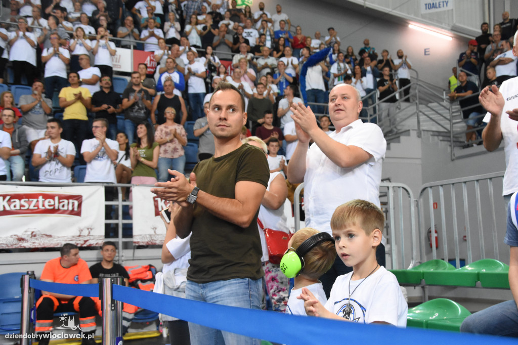 Kibice Anwilu na meczu z Treflem Sopot