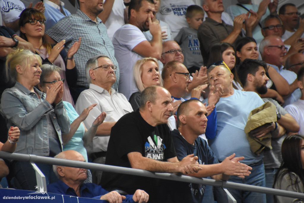 Kibice Anwilu na meczu z Treflem Sopot
