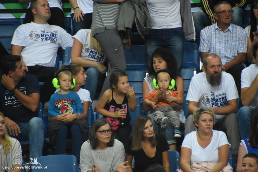 Kibice Anwilu na meczu z Treflem Sopot