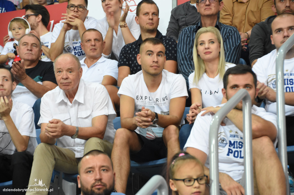 Kibice na finałowym meczu KBC