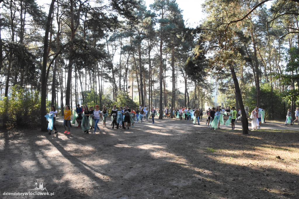 Sprzątanie świata przez SP23