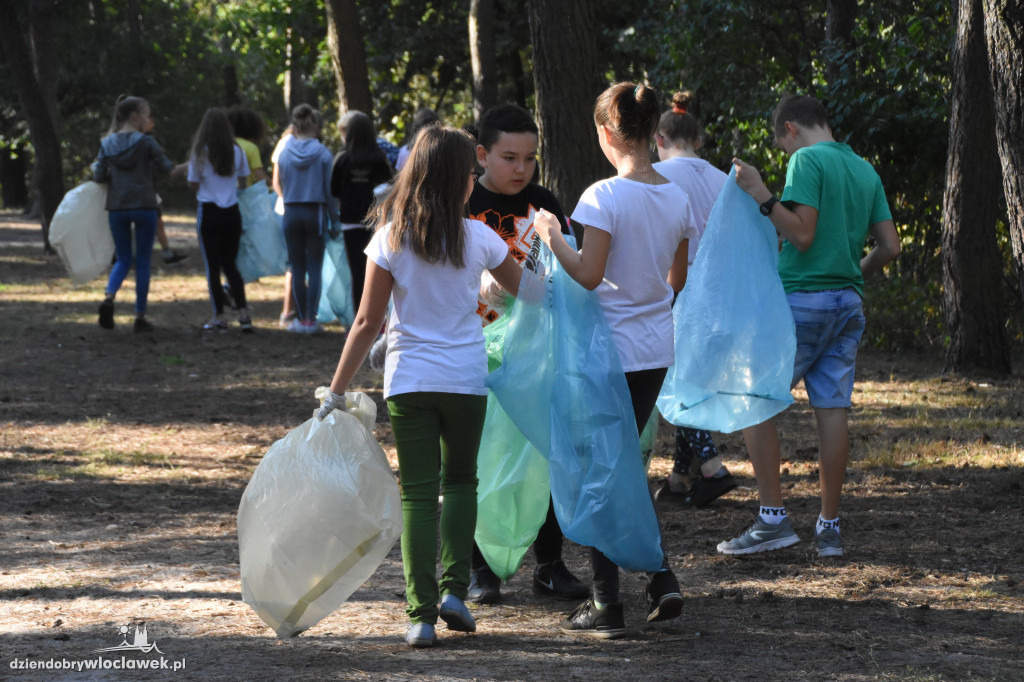 Sprzątanie świata przez SP23