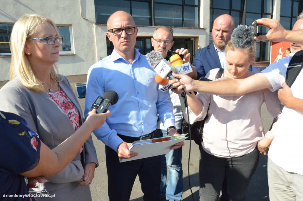 Prezydent Wojtkowski na dworcu