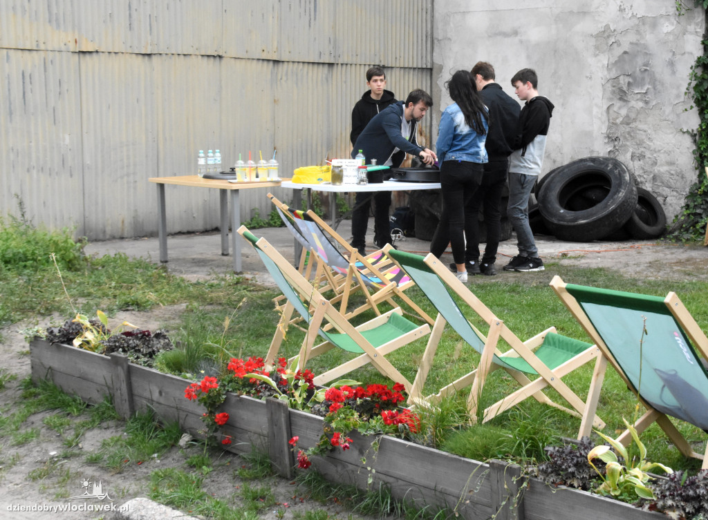 W Gwoździarni zbudowali parklet!