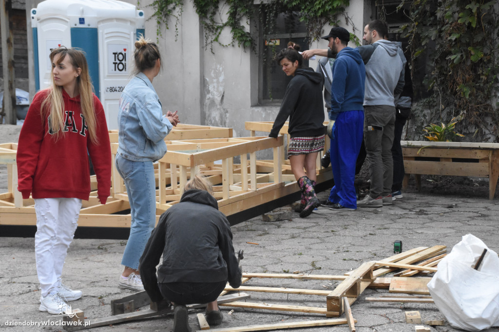 W Gwoździarni zbudowali parklet!