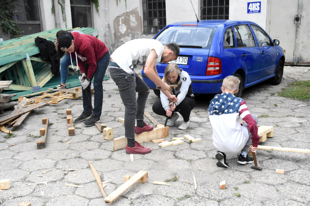 W Gwoździarni zbudowali parklet!
