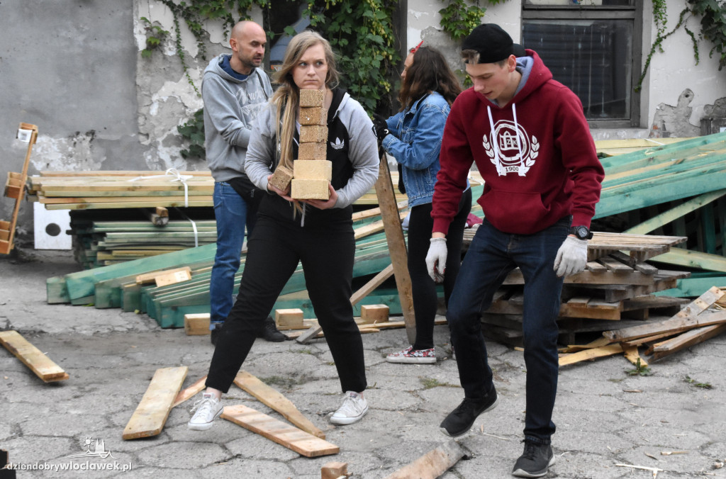 W Gwoździarni zbudowali parklet!