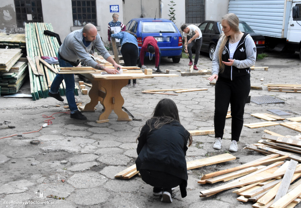 W Gwoździarni zbudowali parklet!