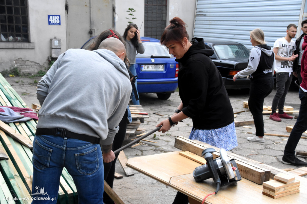 W Gwoździarni zbudowali parklet!