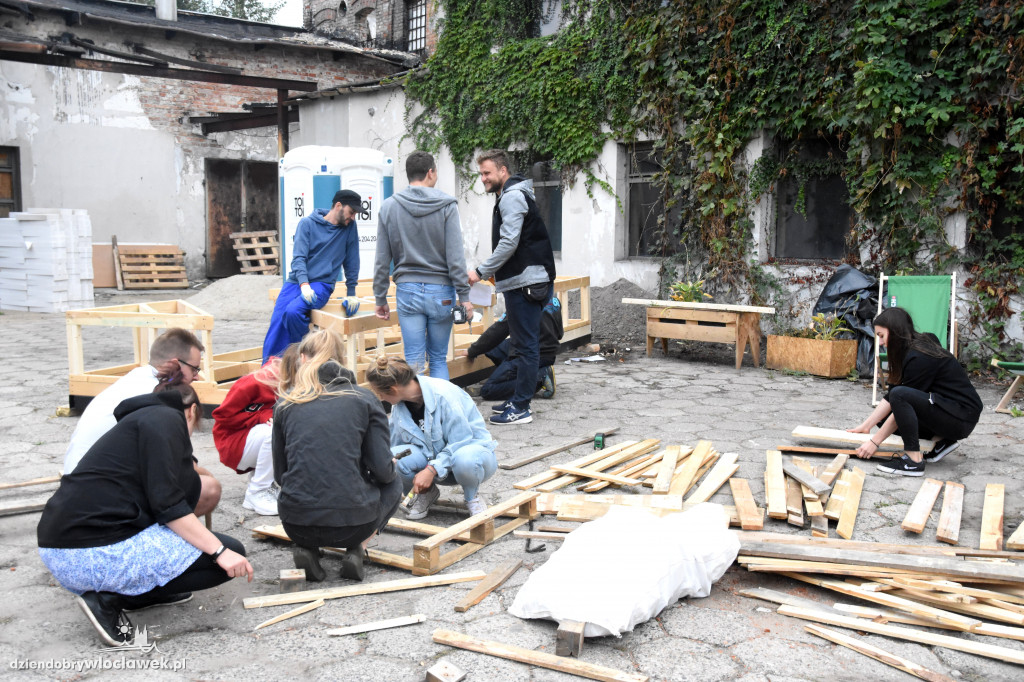 W Gwoździarni zbudowali parklet!