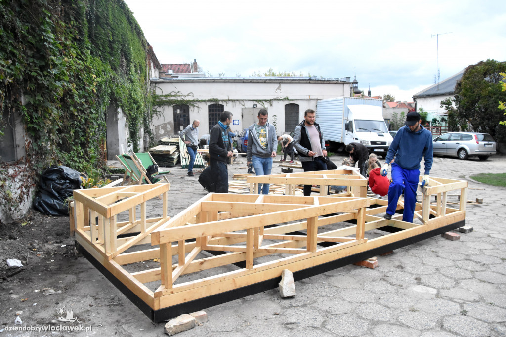 W Gwoździarni zbudowali parklet!