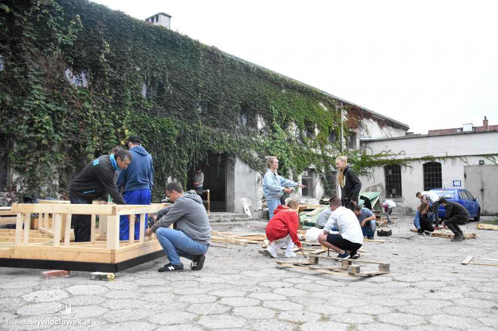 W Gwoździarni zbudowali parklet!